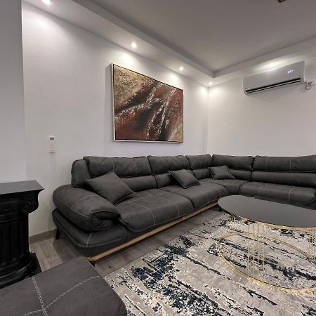 Apartment Tirana On Myslym Shyri Exterior foto