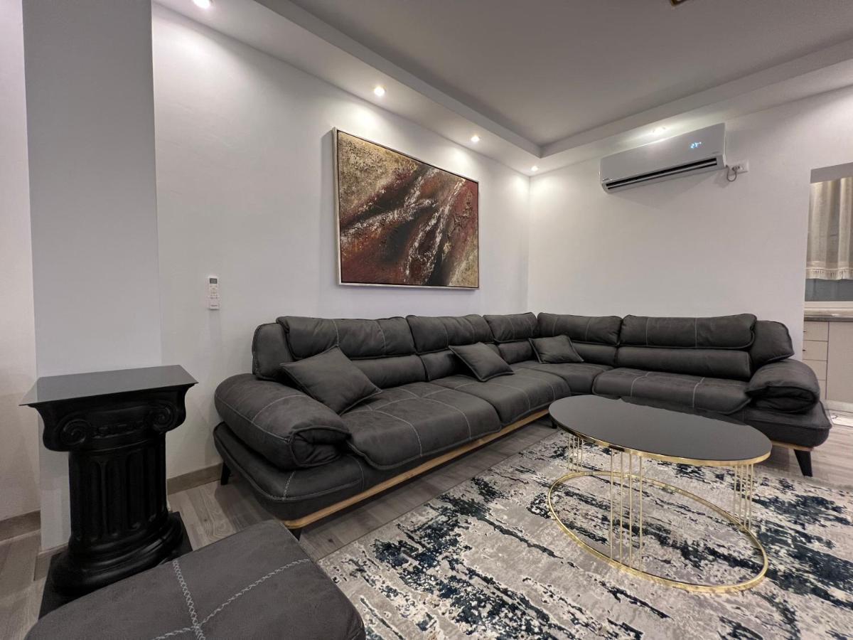 Apartment Tirana On Myslym Shyri Exterior foto